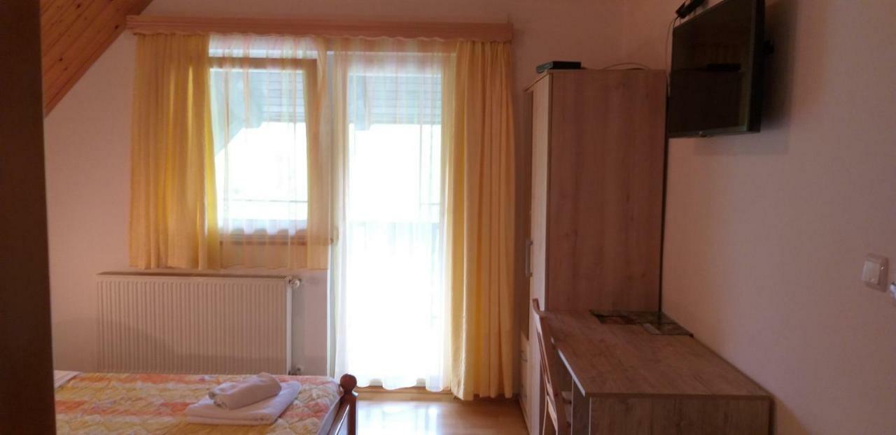 & Sobe Orhideja Apartment